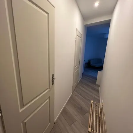 103 T2 Hyper Centre 公寓